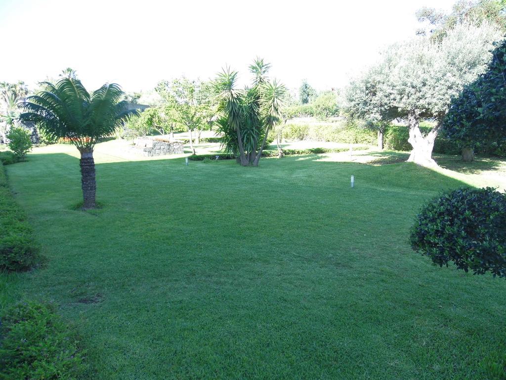 Fiore Dell'Etna Apartment Santa Venerina Exterior photo